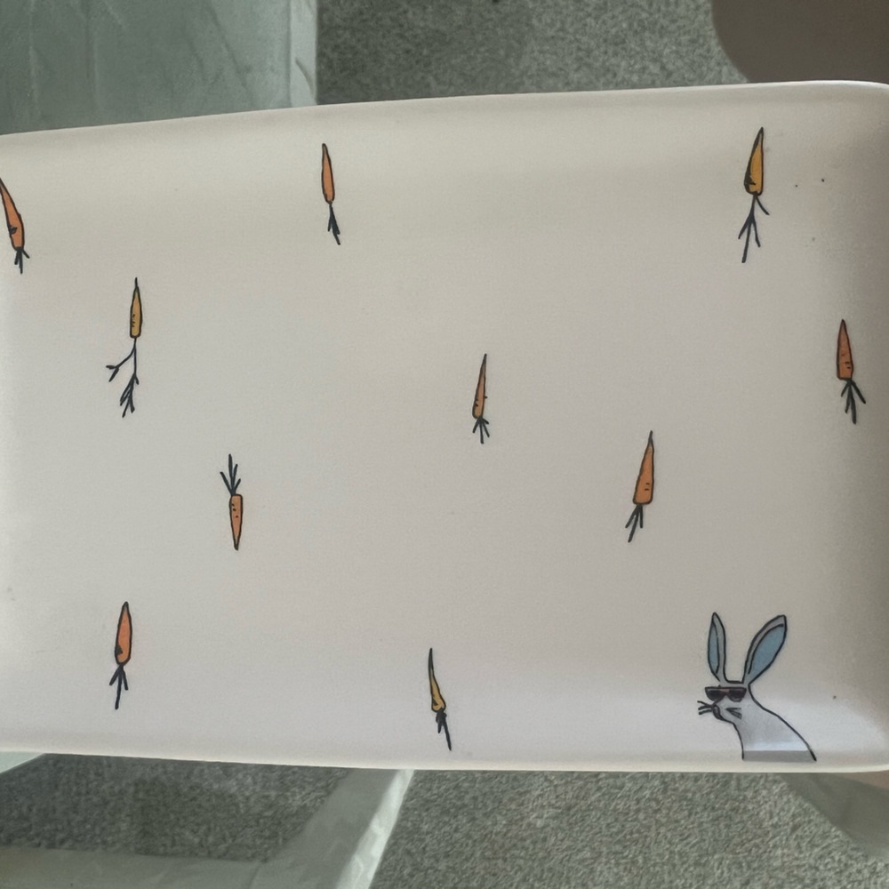 Magenta Designer Carrot Tray